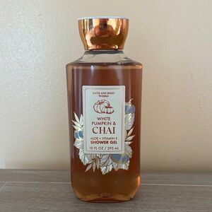 Bath & Body Works White Pumpkin & Chai shower gel